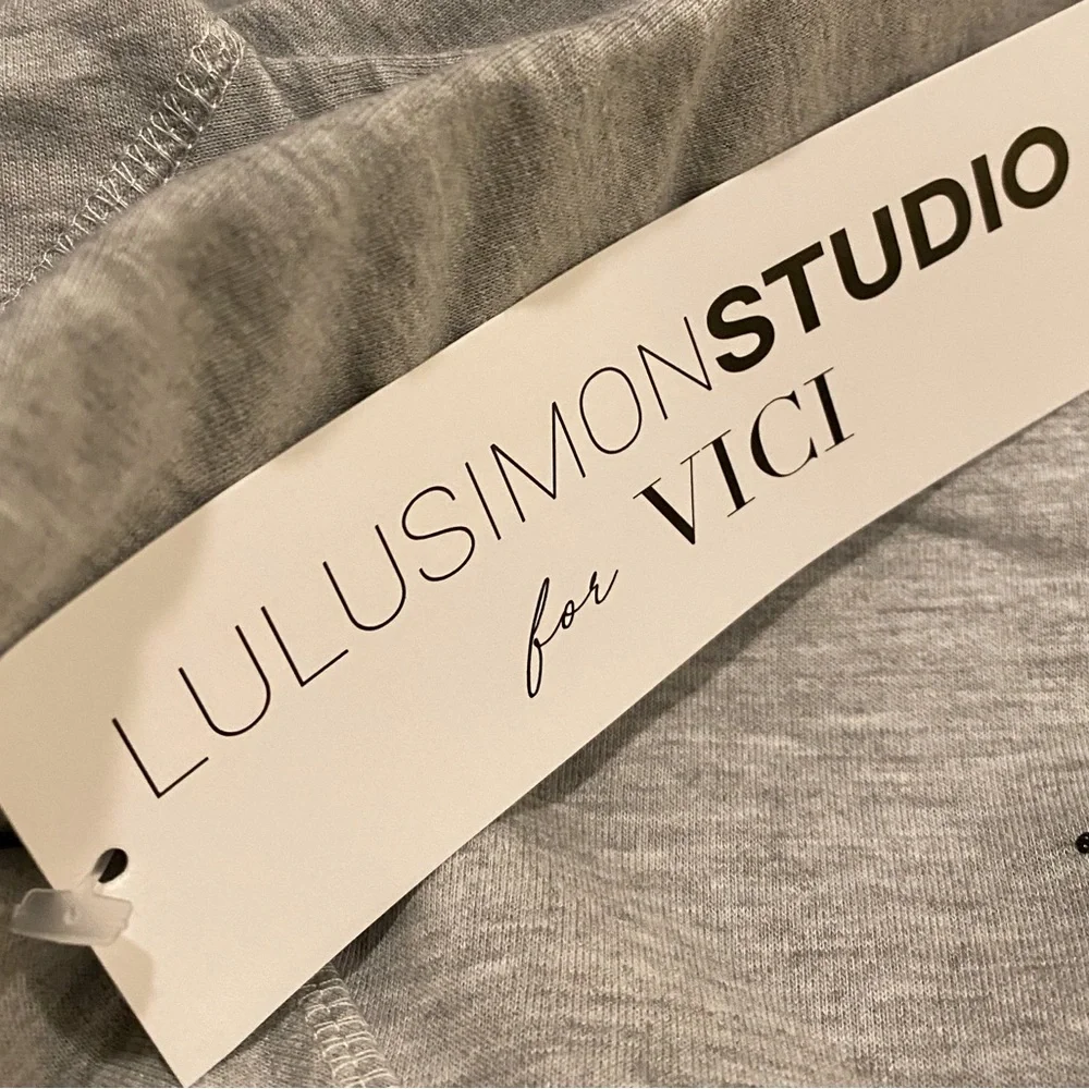 COPY - NWT Cotton-Blend Long-Sleeve Pullover, Sizes XS and S - Picture 9 of 13